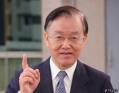 蛋黃區即將修正?