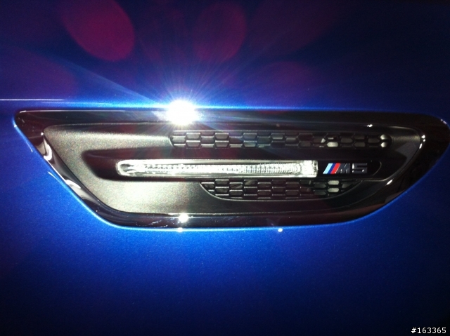 f10 m5 開箱