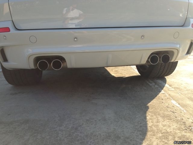 女王的送貨旅行二用車X5M