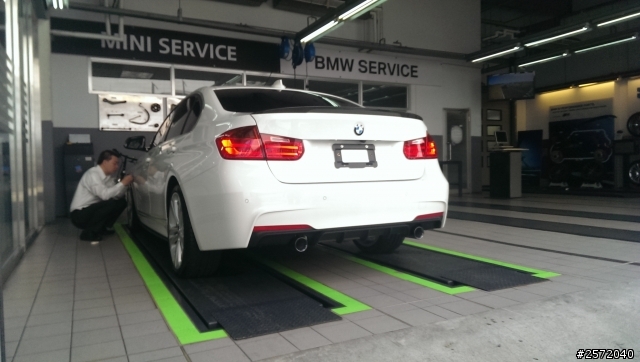 2014 BMW ActiveHybrid 3 F30 樹白色 (開箱文)