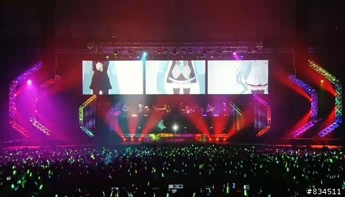 【心得分享】新生的未來__初音ミク「 MAGICAL  MIRAI  2013 」( マジカルミライ2013 )  演唱會
