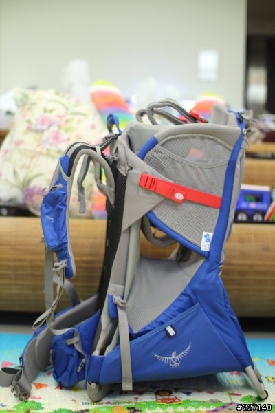 [開箱] OSPREY POCO PLUS 嬰兒背架