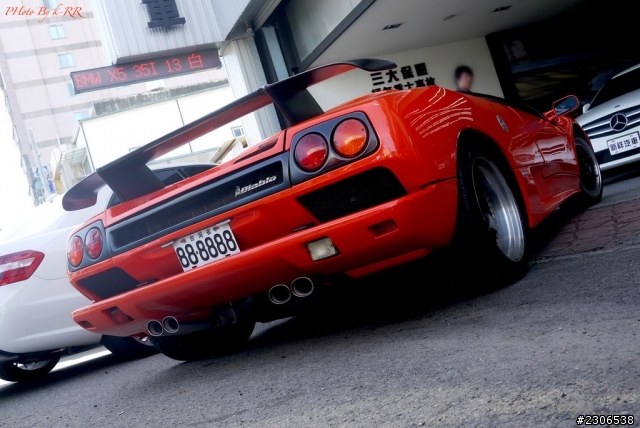 巧遇誇張經典老牛 Diablo SV !!