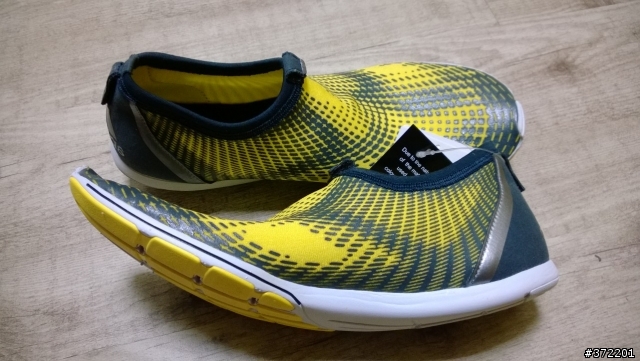 「開箱」adidas adipure adapt