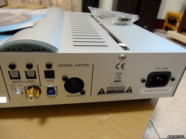 [開箱] B.M.C. PURE DAC 前級附耳擴