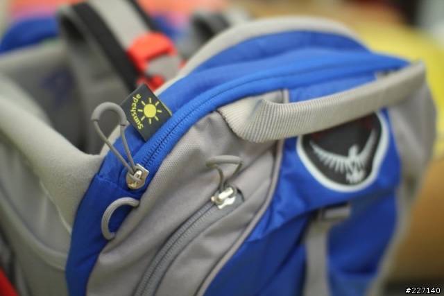 [開箱] OSPREY POCO PLUS 嬰兒背架