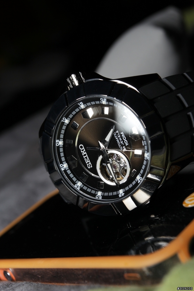 【開箱】SEIKO 五號 SSA079K1 前後鏤空機械表