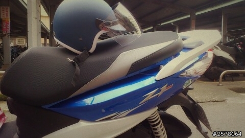 女孩子也適合的 SYM 藍白Z1 125 開箱文&想找台中車友!