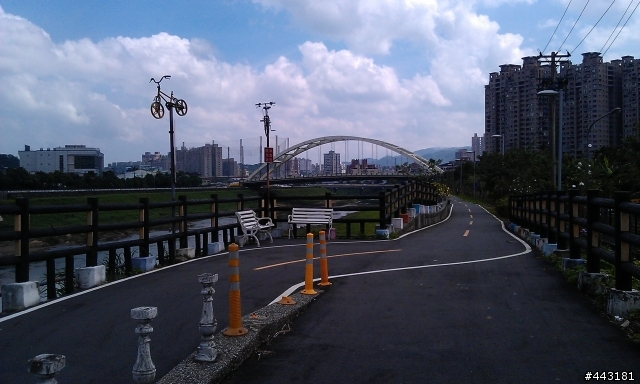 brompton   在汐止自行車道