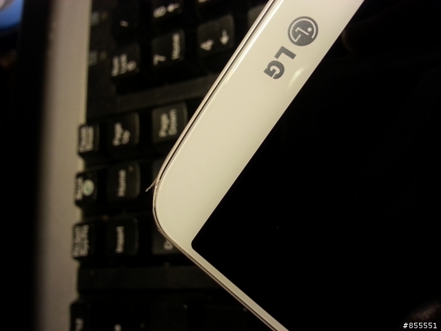 在淘寶買了一支有瑕疵的LG G2 K版