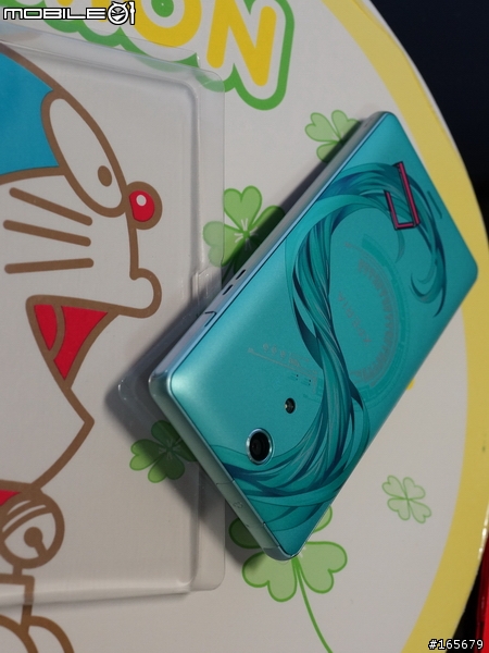 初音docomo SO-04E特別版開箱- Xperia A feat.HATSUNE MIKU圖片共32張