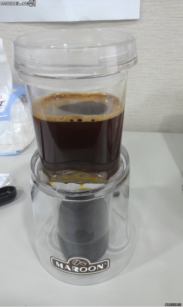 MAROON隨身研磨咖啡機~~~