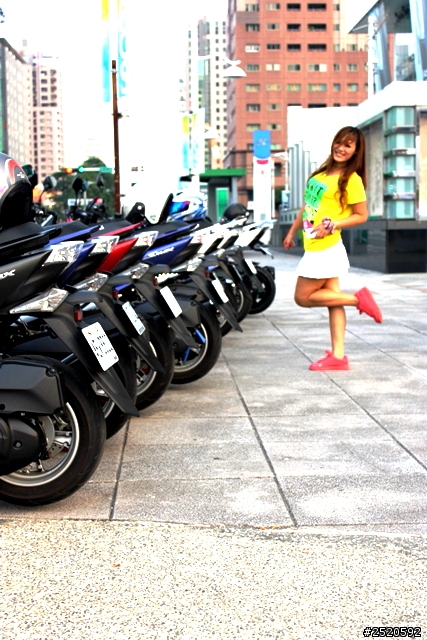 分享9月8日高雄大遠百SMAX會師YAMAHA Revs your heert[屬於各位車主的成果]