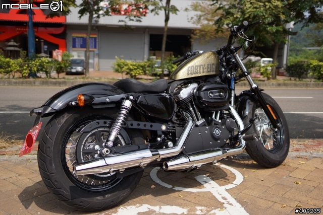 2013金蔥版 Harley Davidson 48 開箱