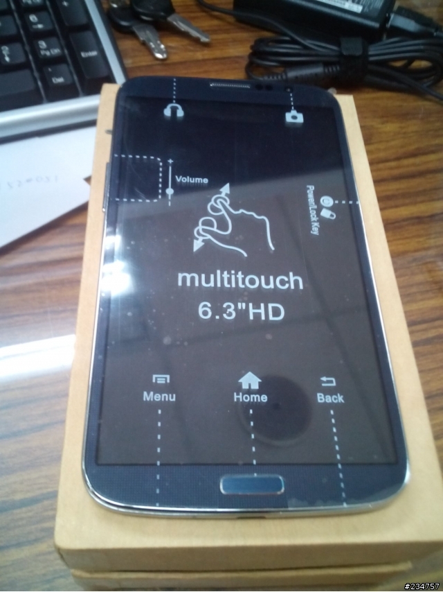 黑色 藍天信 N9202 6.3" HD 1+16G  開箱
