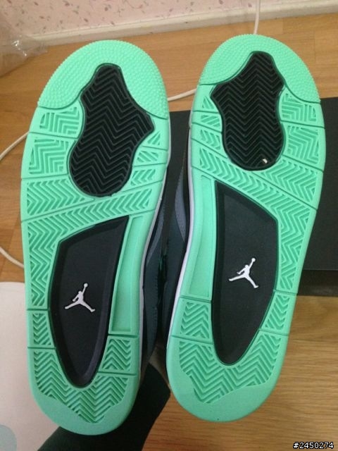 Jordan 4代真假 請高手幫我看