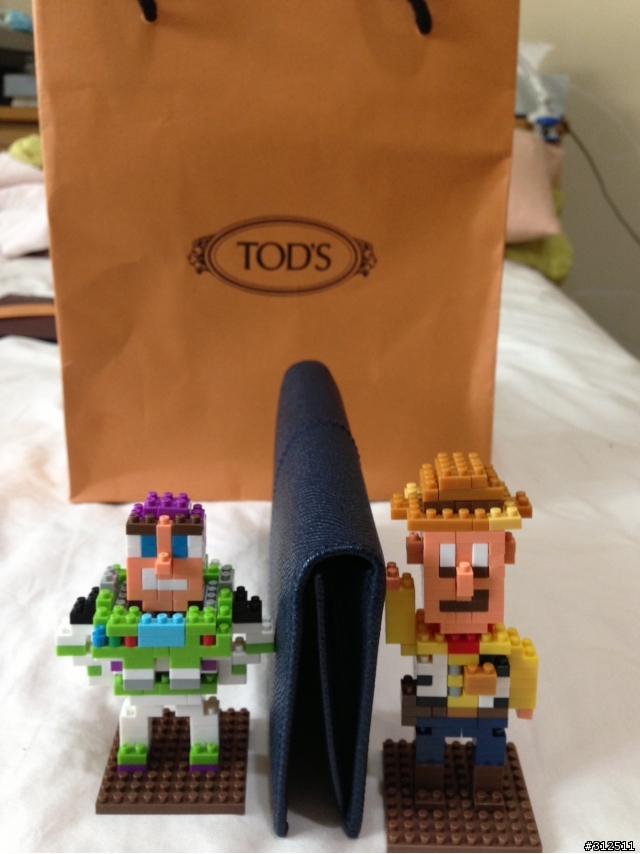 我的生日禮物TOD'S長夾