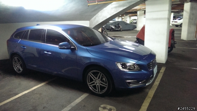 2014 V60 迷幻藍超簡單開箱