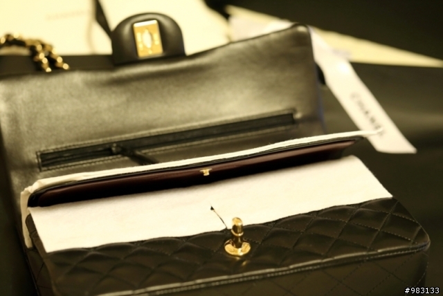 CHANEL 2.55 + Co Co 一次到手 in Italy