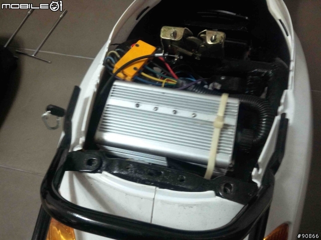 [開箱] 陽光電摩Sunny-50電動機車(17/05/16更新)