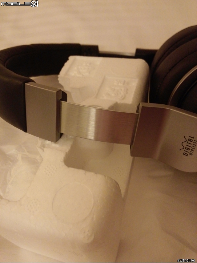 [更新]Sony MDR-HW700DS簡易開箱