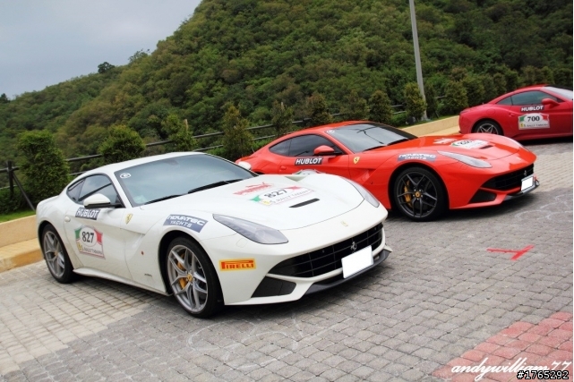 FERRARI F12 Berlinetta 6色