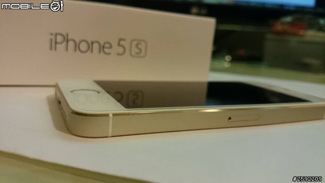 I phone5s 香檳金 簡易開箱