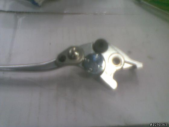 Nikita車系改裝簡易版手煞車功能DIY心得分享