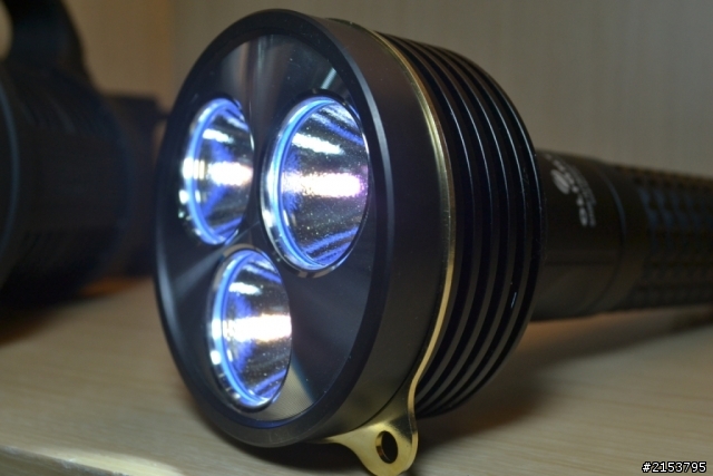 OLIGHT SR96   OLIGHT 家族