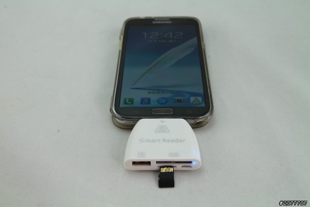 [開箱分享文]Note2 使用micro USB OTG五合一手機平板專用讀卡機,超小,可取代Wifi SD / Flash Air (可讀外接式硬碟)