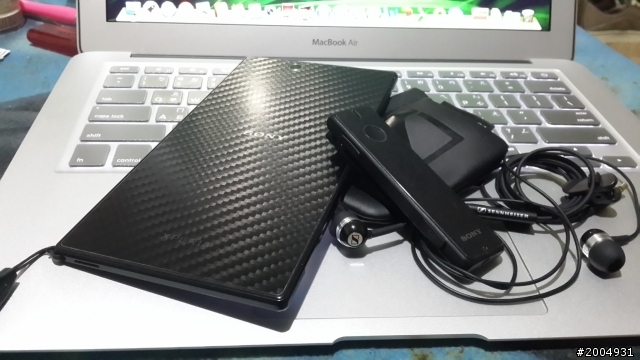 其實！SONY SBH-52螢幕搞成霧面的也不錯看喔！！！！