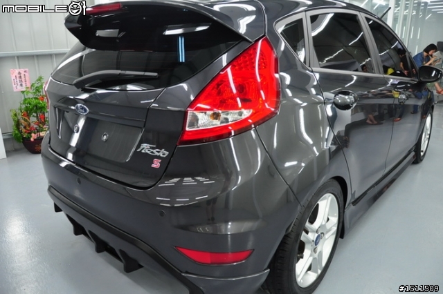 FIESTA 5D 開箱....這是我的第三台福特