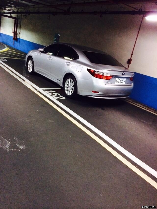 原來市民停車場是他家開的...