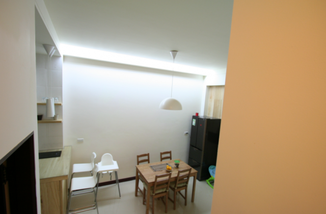 住了五個月的家~~現在已經滿兩年了~~自行設計發包製作@@ 不知道甚麼風~~