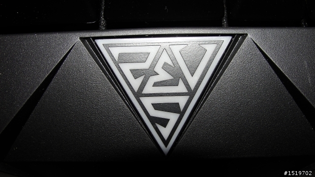 (偽開箱) 鍵盤中的炙熱野馬，ＧＡＭＤＩＡＳＨＥＲＭＥＳ飆風悍馬基本款青軸背光圖＋影