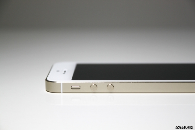 金色 iphone 5S 開箱文&夜拍實測 （圖多）