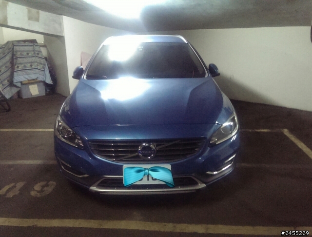2014 V60 迷幻藍超簡單開箱