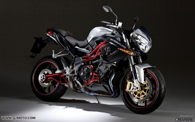 大陸的錢江Benelli TnT Titanium