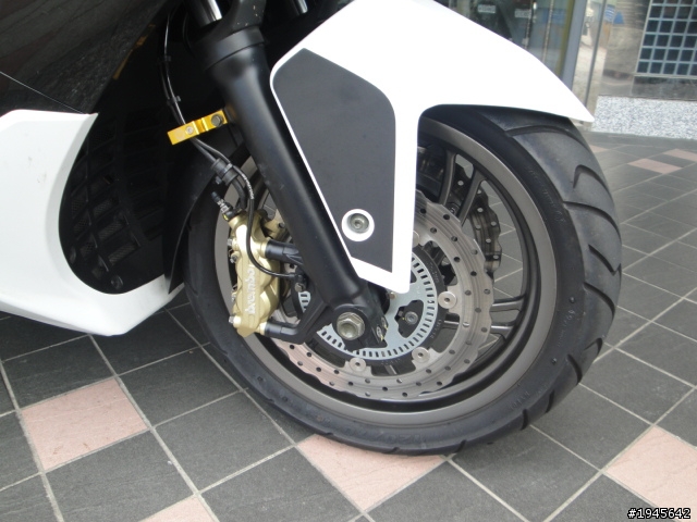 XCITING 400改BREMBO輻射卡鉗