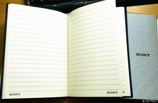 Sony mobile贈送的超質感筆記本