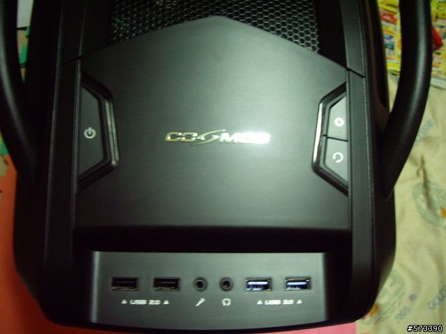 小白的開箱文第5發 - 飛向宇宙，浩瀚無限，Cooler Master Cosmos SE