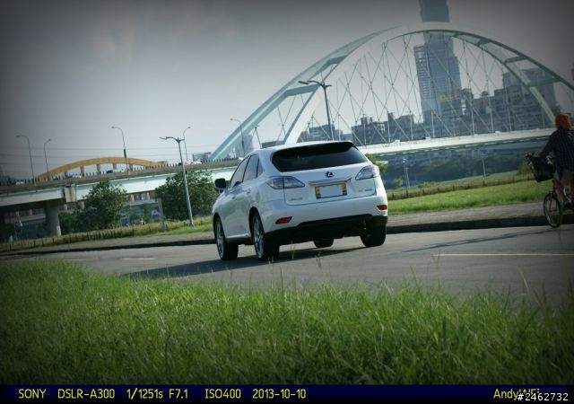 【補開箱】[圖多] 2012 LEXUS RX450h 基隆河濱外拍