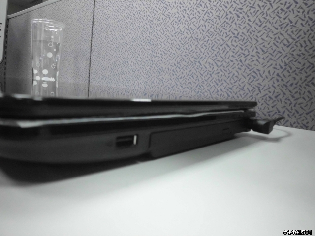 [開箱]Fujitsu LifeBook LH532A-VB322 買了...原來這就是迷夜黑呀?