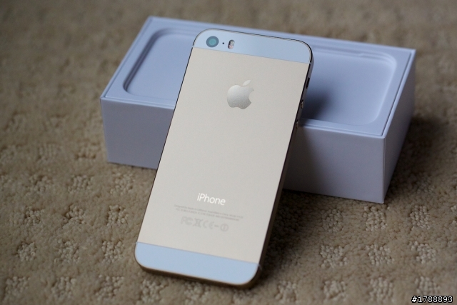 iPhone 5s Gold & Space Grey Unboxing