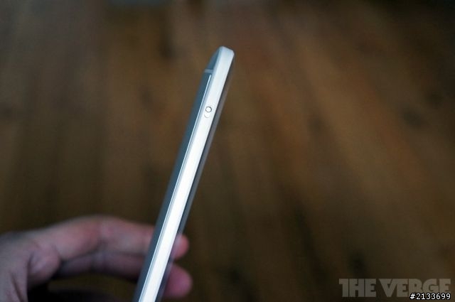 HTC ONE MAX TheVerge 實機圖