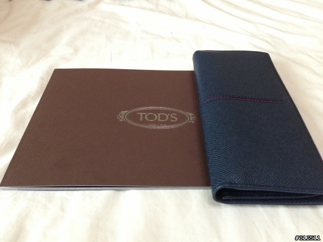 我的生日禮物TOD'S長夾