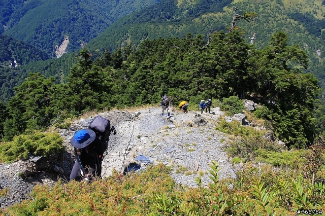 勇闖黑色奇萊主(北)峰