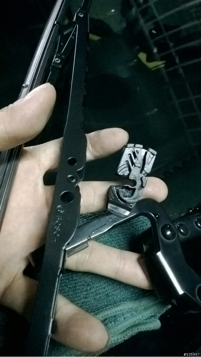 [教學] PEUGEOT 107 更換雨刷