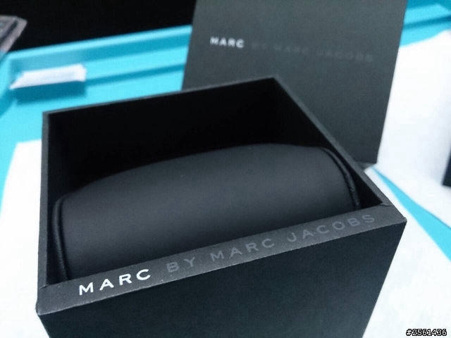 MARC BY MARC JACOBS  浮雕鏤空系列機械腕錶  限量款（開箱）及浪鬼