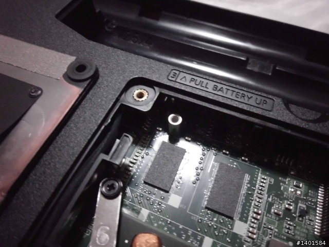 [開箱]Fujitsu LifeBook LH532A-VB322 買了...原來這就是迷夜黑呀?